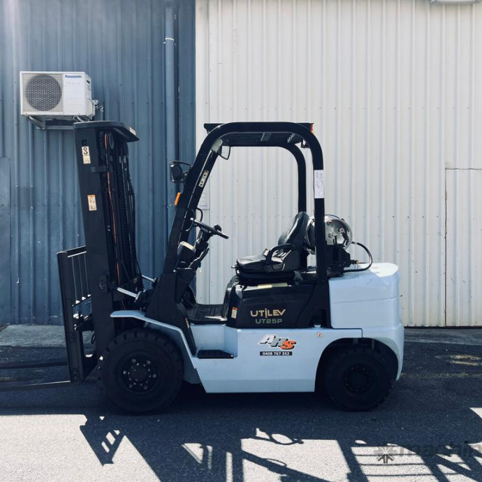 Used Low Hour LPG Forklift 2500kg - $16,650 Ex GST